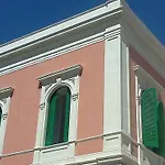 Palazzo De Giorgi Alojamento de Acomodação e Pequeno-almoço 4*
