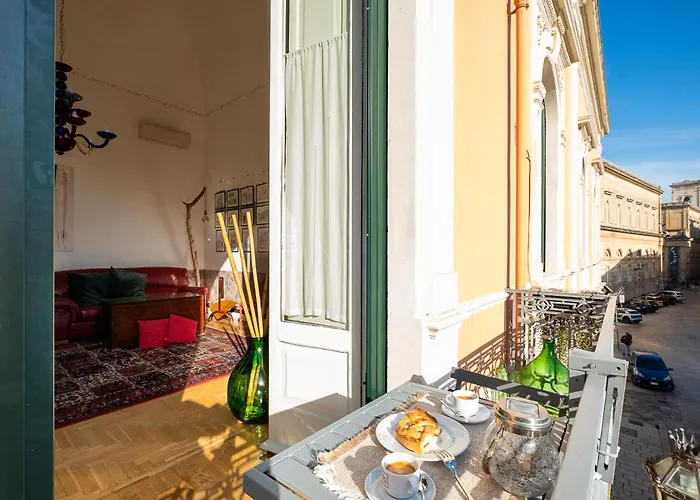 Palazzo De Giorgi 4*