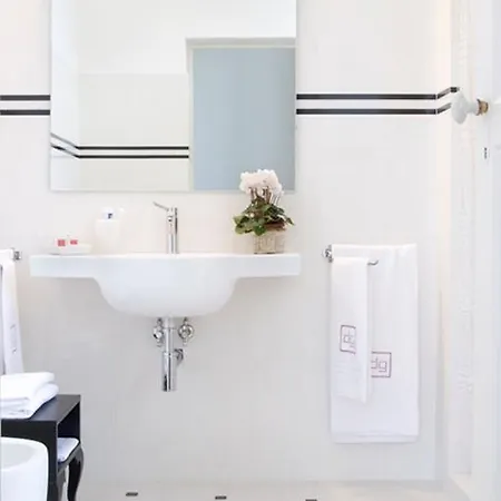 Palazzo De Giorgi فندق مبيت وإفطار 4*