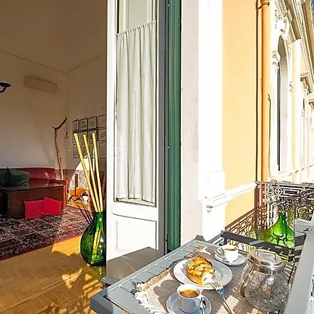 Palazzo De Giorgi 4*
