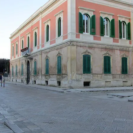 فندق مبيت وإفطار Palazzo De Giorgi 4*