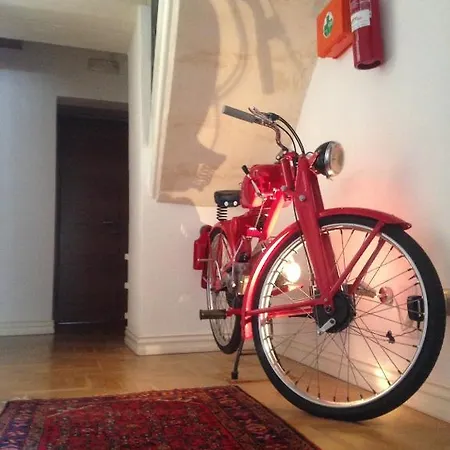 לינה וארוחת בוקר Palazzo De Giorgi 4*