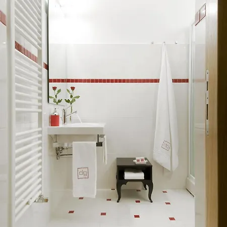 Couette-café Palazzo De Giorgi 5*