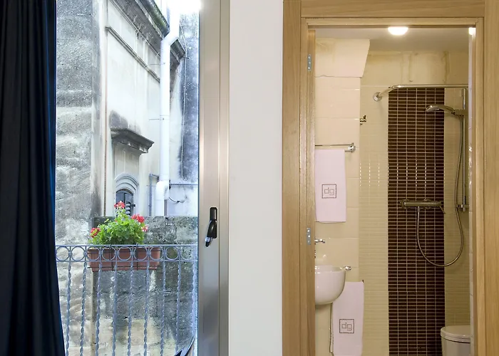 Palazzo De Giorgi Couette-café 4*