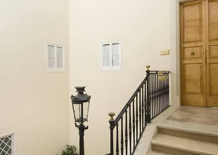 Palazzo De Giorgi Oda ve Kahvaltı 4*